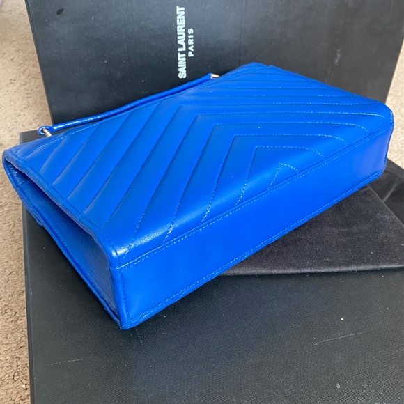 YSL Saint Laurent Chevron Monogram Matelassé Envelope Medium Bag Purse - Blue - Picture 13 of 13